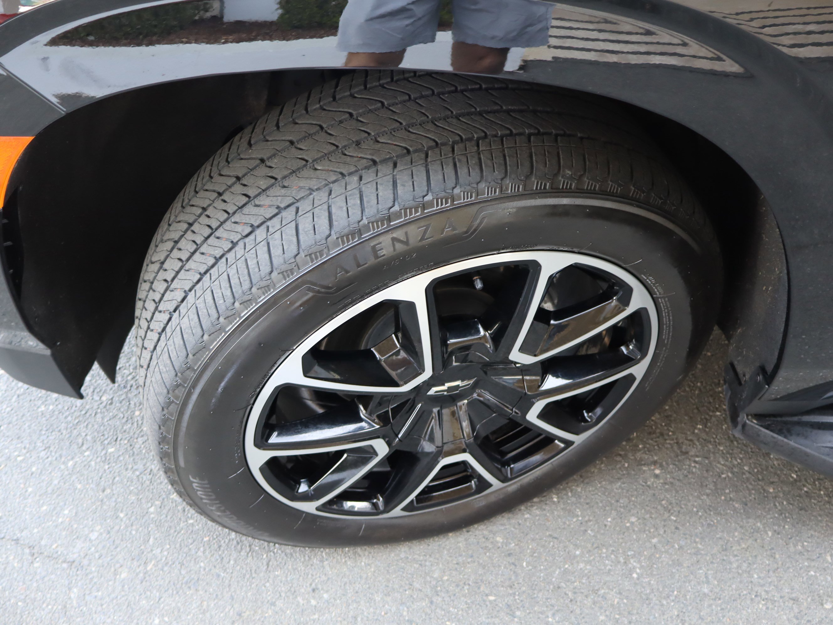 Used 2023 Chevrolet Tahoe RST AWD/4WD image 44