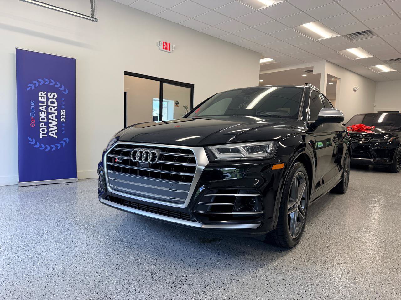 Used 2019 Audi SQ5 Prestige w/ Prestige Package AWD/4WD image 3