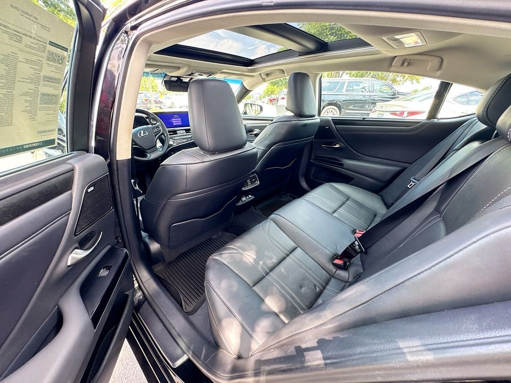 Used 2024 Lexus ES 350 Ultra Luxury FWD image 32