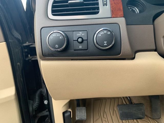 Used 2012 Chevrolet Tahoe LTZ image 25