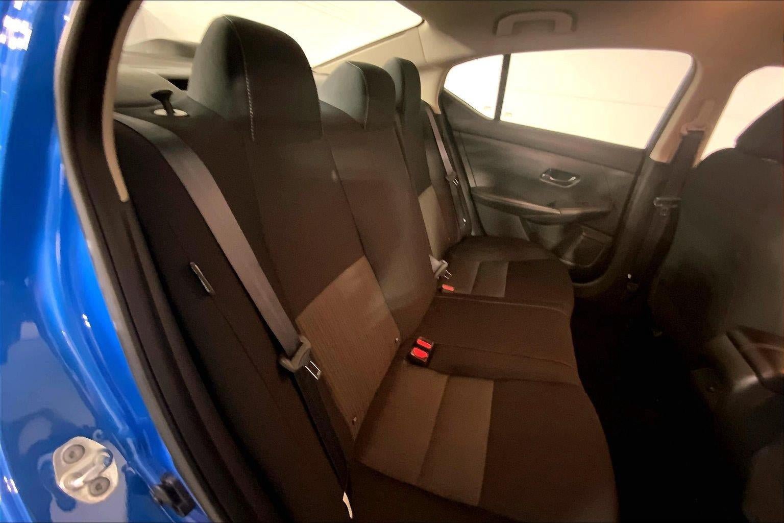 Used 2025 Nissan Sentra SV FWD image 24