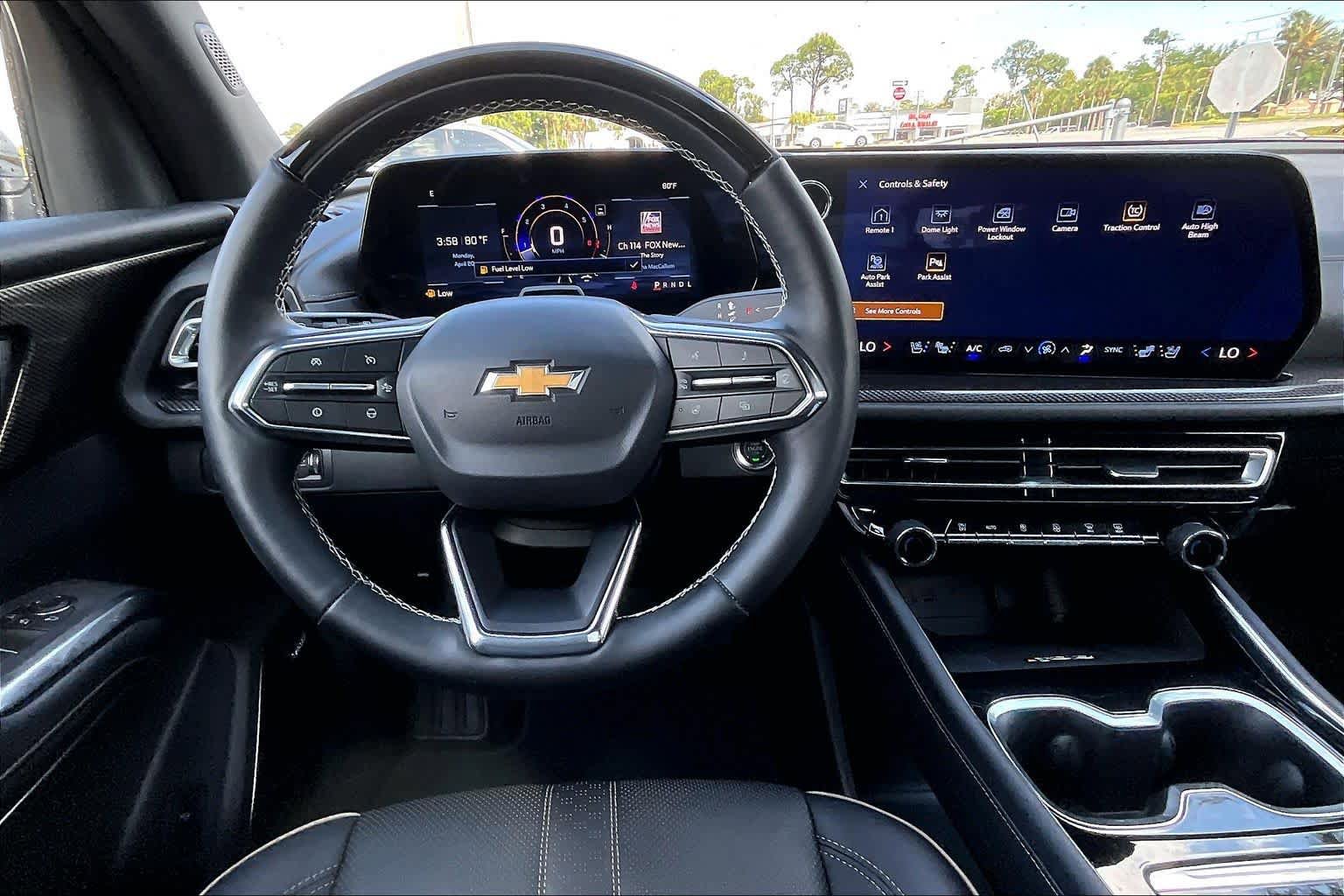 Used 2026 Chevrolet Traverse High Country image 6