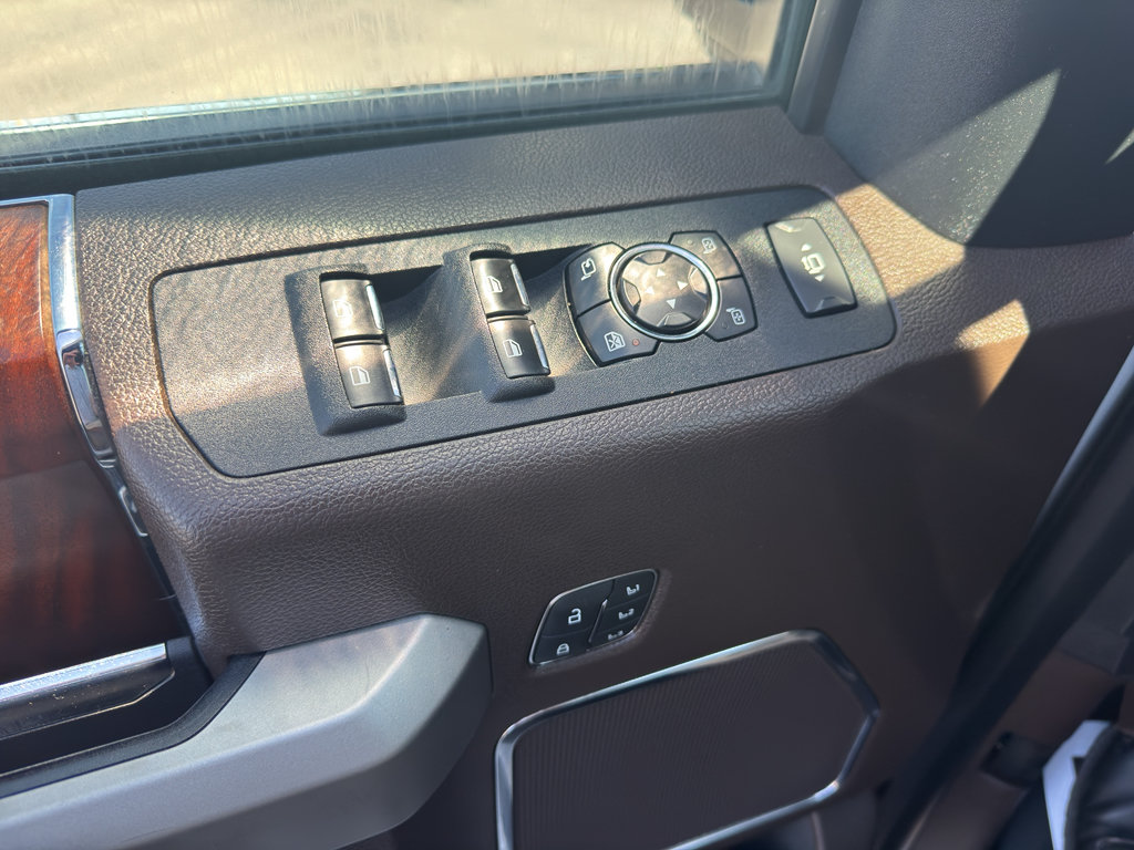 Used 2020 Ford F350 King Ranch w/ King Ranch Ultimate Package AWD/4WD image 13