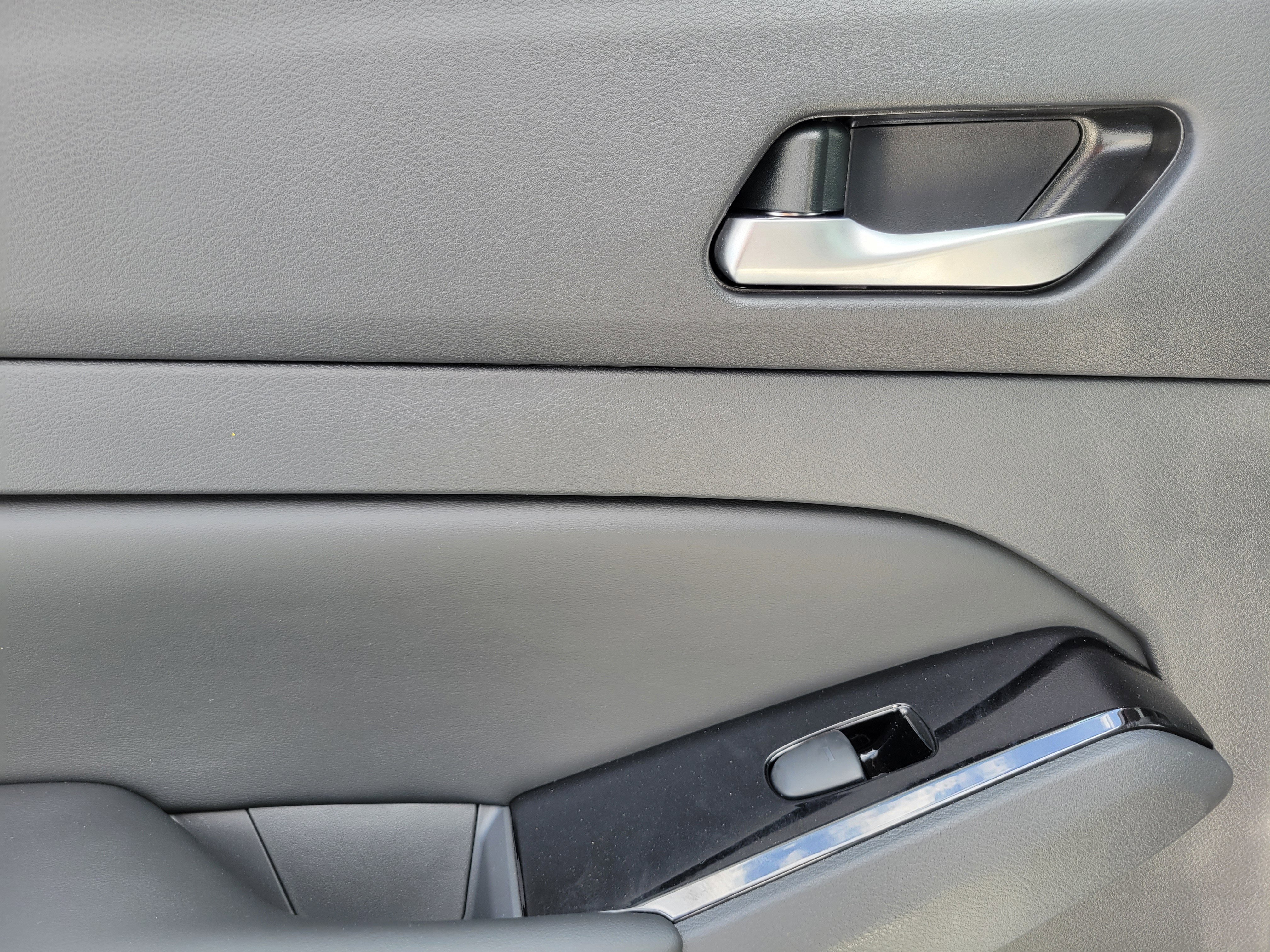 New 2025 Nissan Altima 2.5 SR w/ SR Premium Package image 18