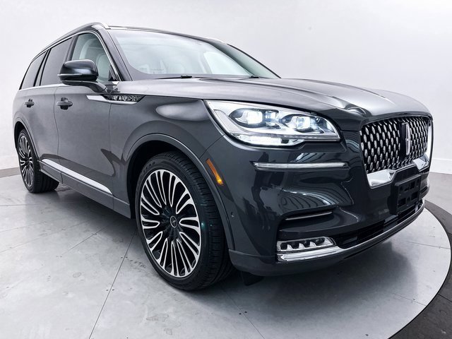 Used 2023 Lincoln Aviator Black Label w/ Dynamic Handling Package image 13