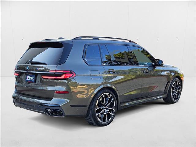 Used 2024 BMW X7 M60i w/ Climate Comfort Package image 5