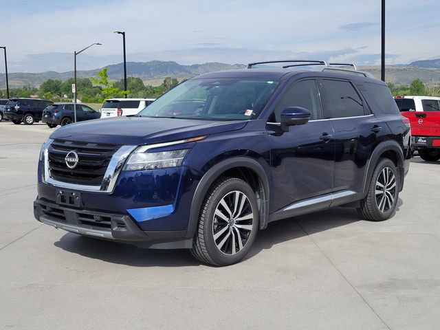 Used 2023 Nissan Pathfinder Platinum AWD/4WD image 1