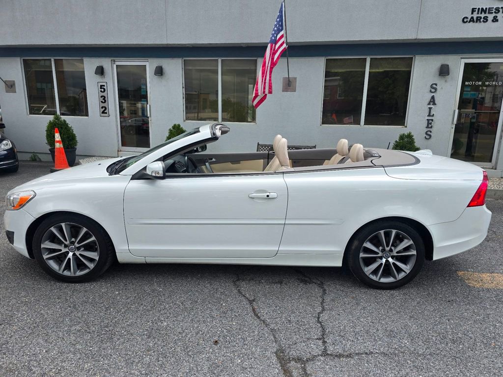 Used 2011 Volvo C70 T5 w/ Convenience Pkg FWD image 8