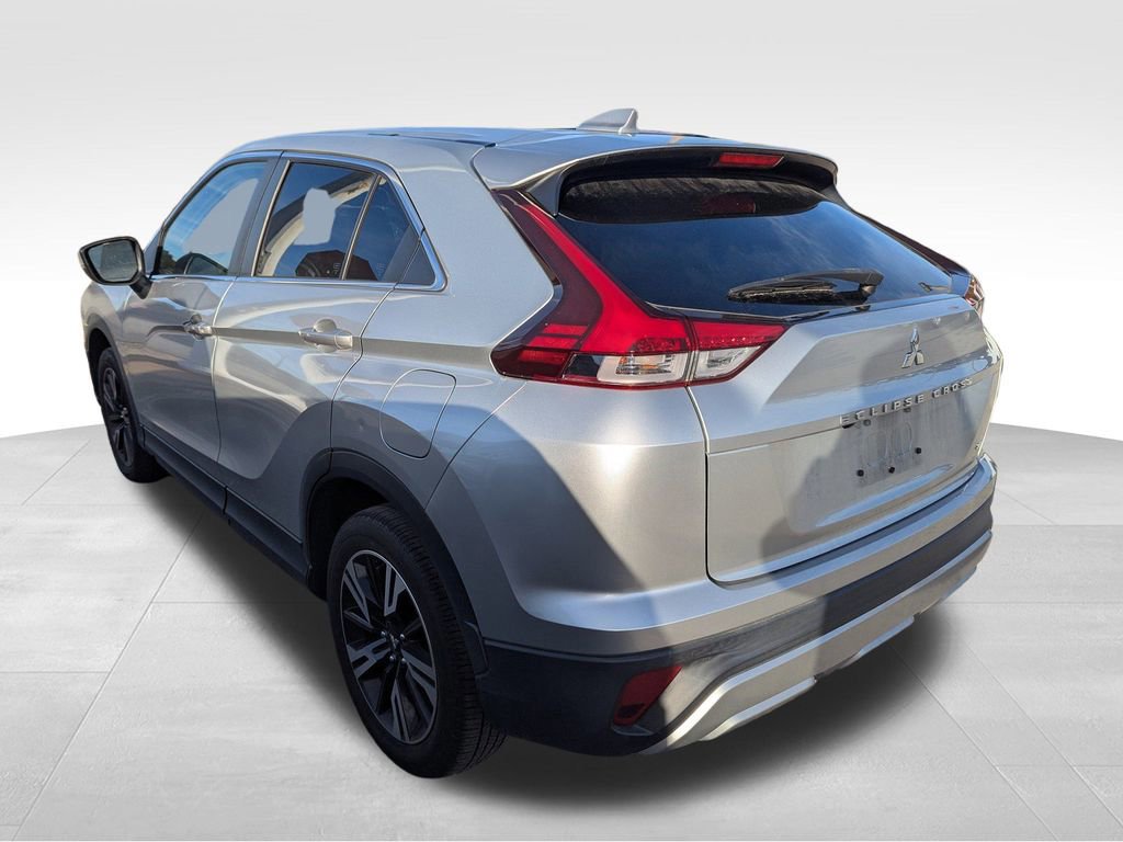 Used 2023 Mitsubishi Eclipse Cross AWD image 3