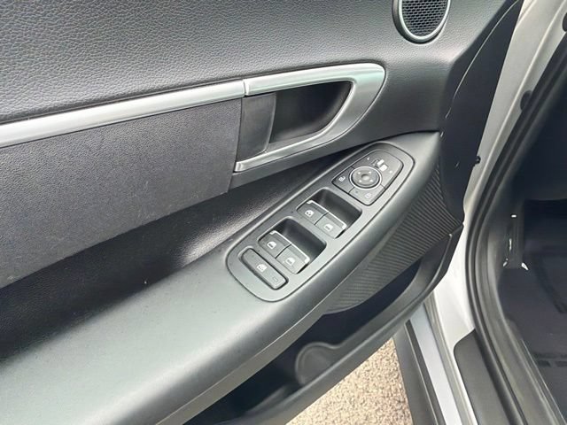 Used 2020 Hyundai Sonata SE w/ Cargo Package FWD image 17