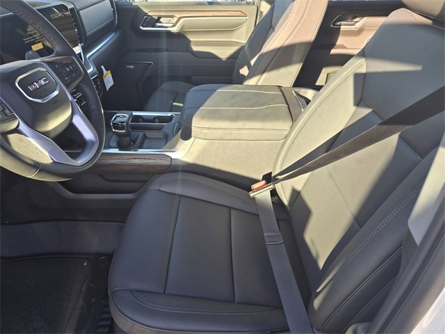New 2026 GMC Sierra 1500 SLT image 17
