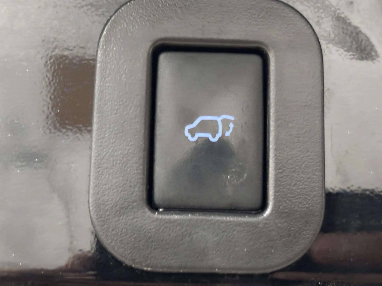Used 2015 Toyota Sienna XLE FWD image 7