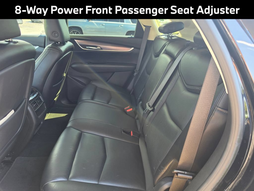 Used 2017 Cadillac XT5 Premium Luxury w/ Driver Assist Package AWD/4WD image 10