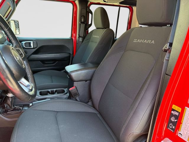 Used 2021 Jeep Wrangler Unlimited Sahara w/ Uconnect 4C Nav & Sound Group AWD/4WD image 19