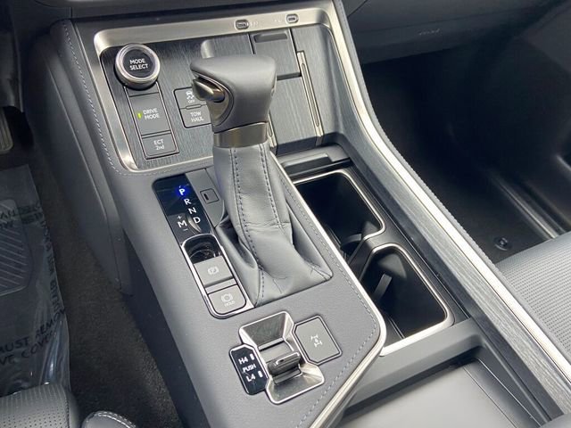 Certified 2025 Lexus GX 550 w/ Accessory Package (Z1) image 20