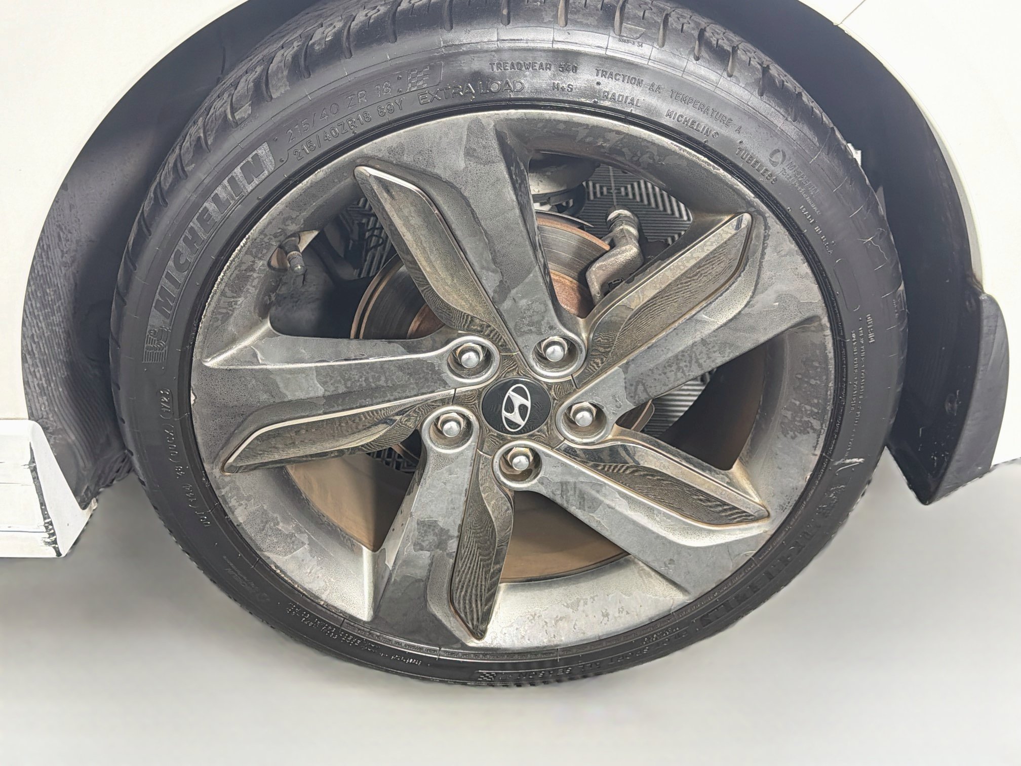 Used 2014 Hyundai Veloster Turbo FWD image 11