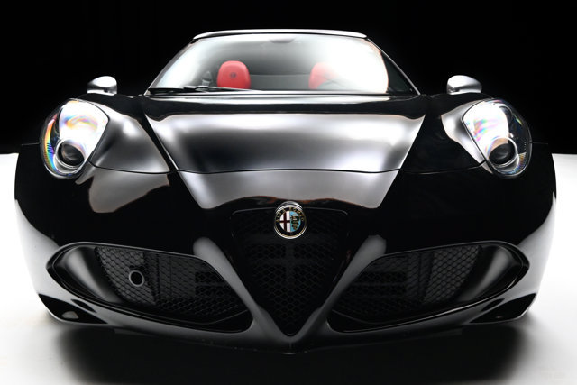 Used 2016 Alfa Romeo 4C Spider RWD image 27