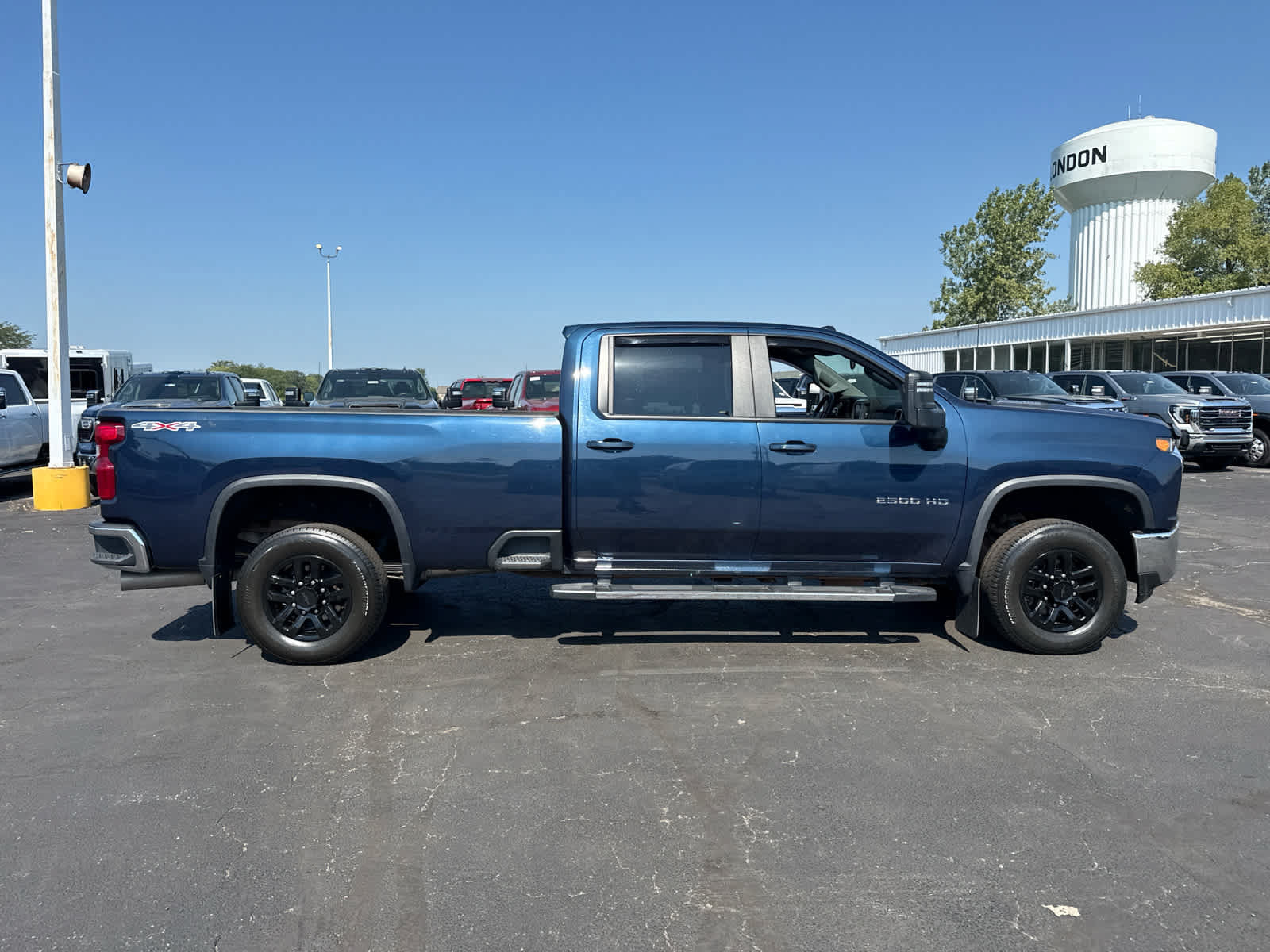 Certified 2023 Chevrolet Silverado 2500 LT w/ Convenience Package AWD/4WD image 6