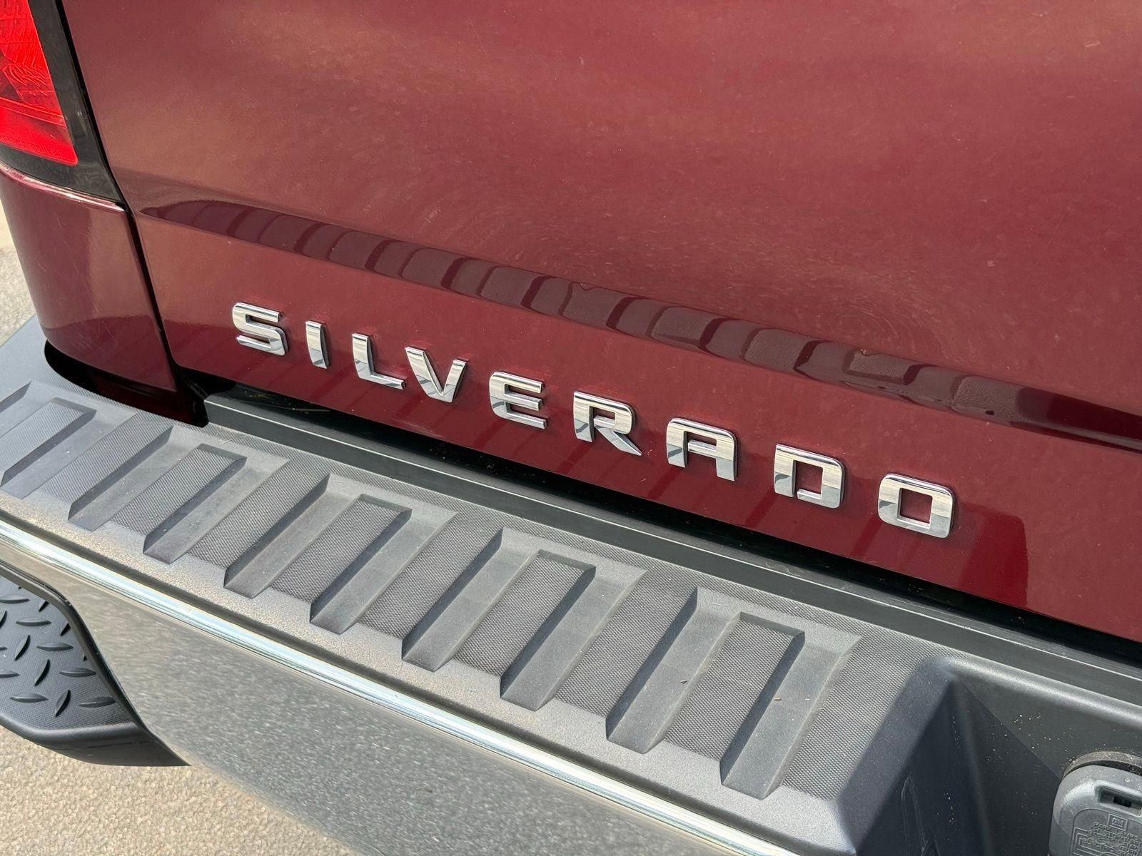 Used 2015 Chevrolet Silverado 1500 LT w/ LT Convenience Package AWD/4WD image 11