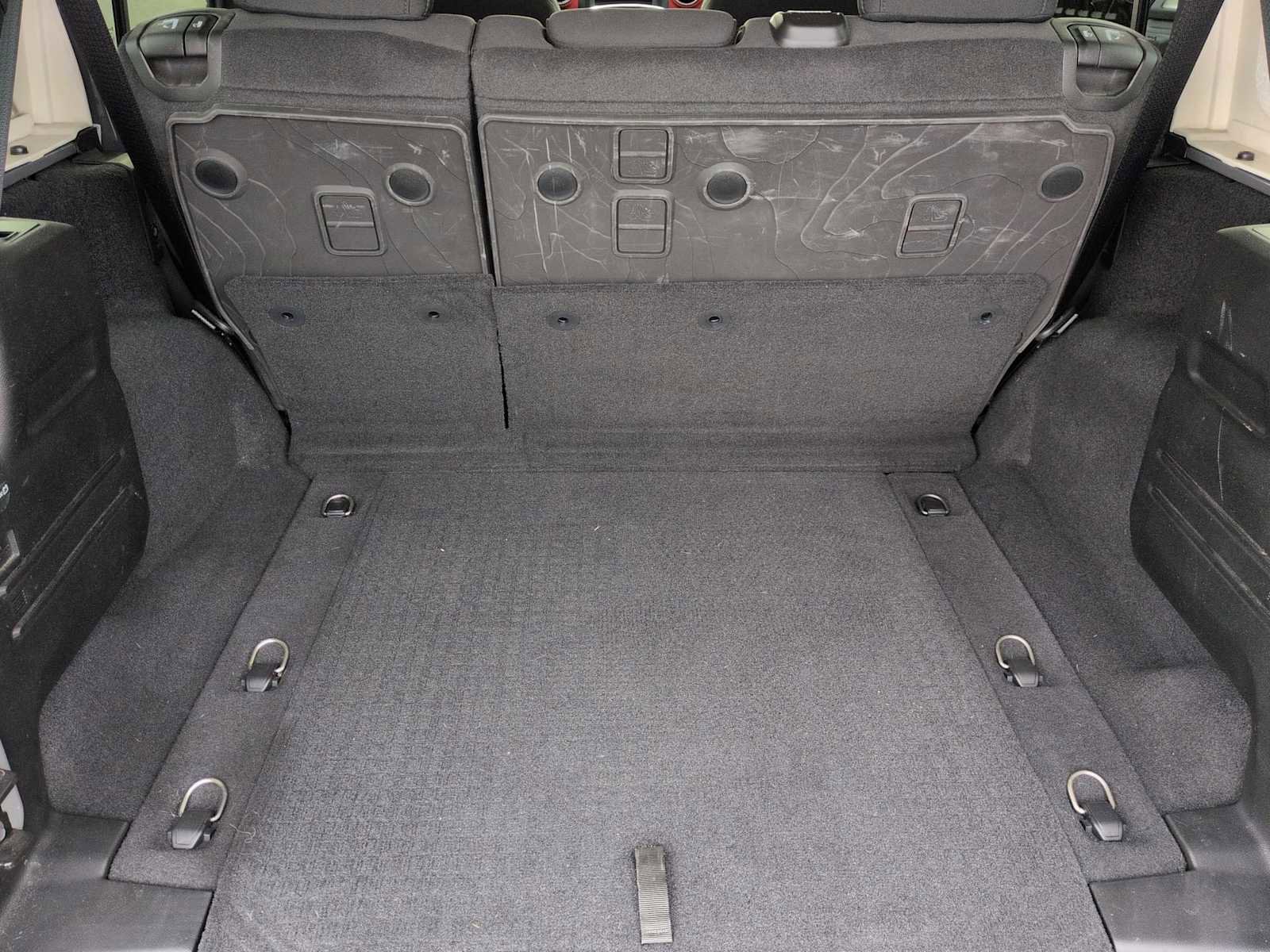 Used 2021 Jeep Wrangler Unlimited Rubicon image 34