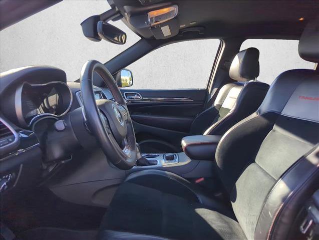 Used 2018 Jeep Grand Cherokee Trailhawk AWD/4WD image 13
