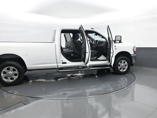 Used 2024 RAM 3500 Big Horn image 26
