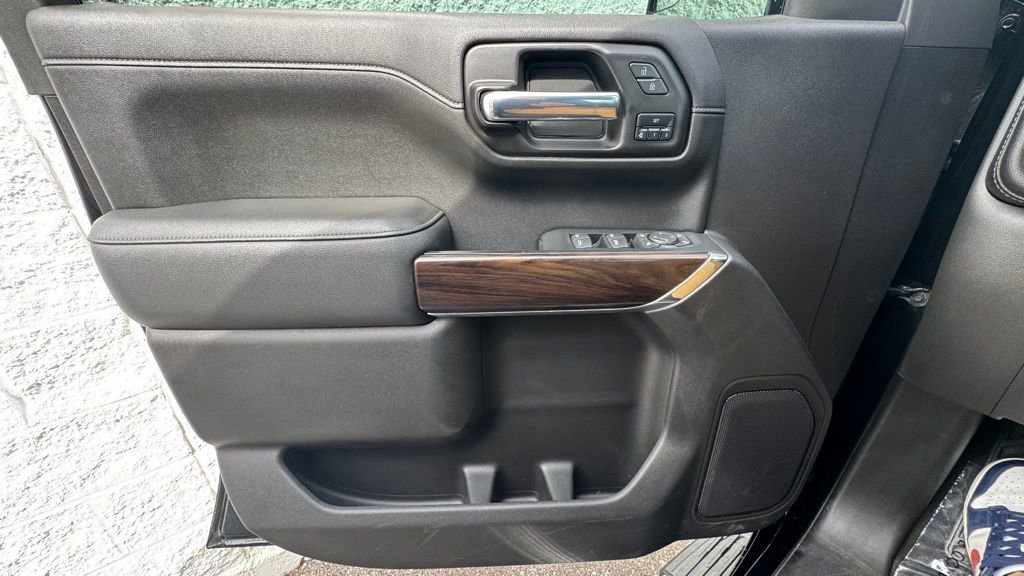 Used 2021 GMC Sierra 1500 SLT w/ SLT Premium Package image 19