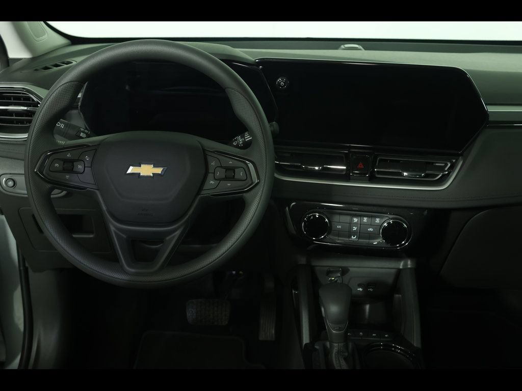 Used 2026 Chevrolet TrailBlazer LT FWD image 15