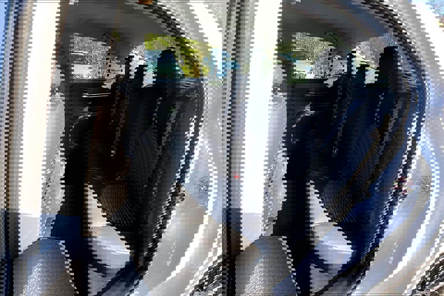 Used 2020 Toyota Camry SE image 21