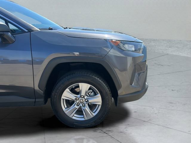 Used 2022 Toyota RAV4 LE image 30