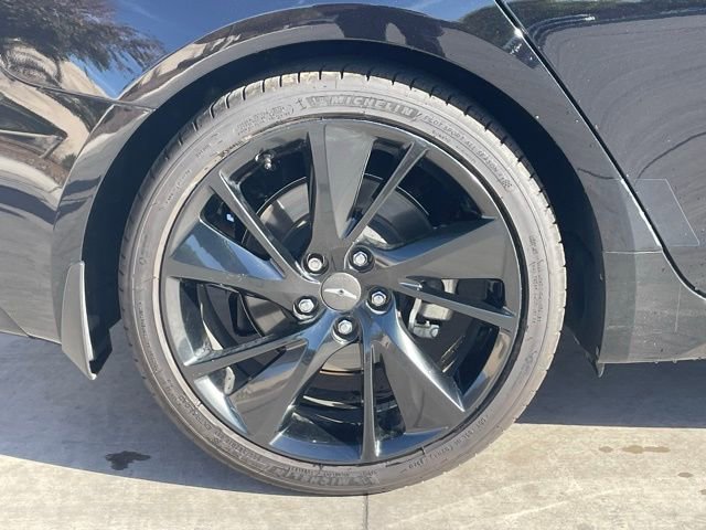 Used 2023 Genesis G70 2.0T w/ Sport Prestige Package image 7