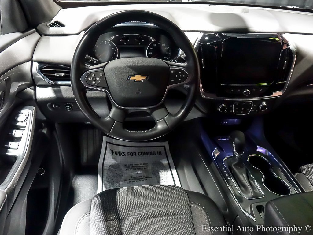 Used 2022 Chevrolet Traverse LT image 18