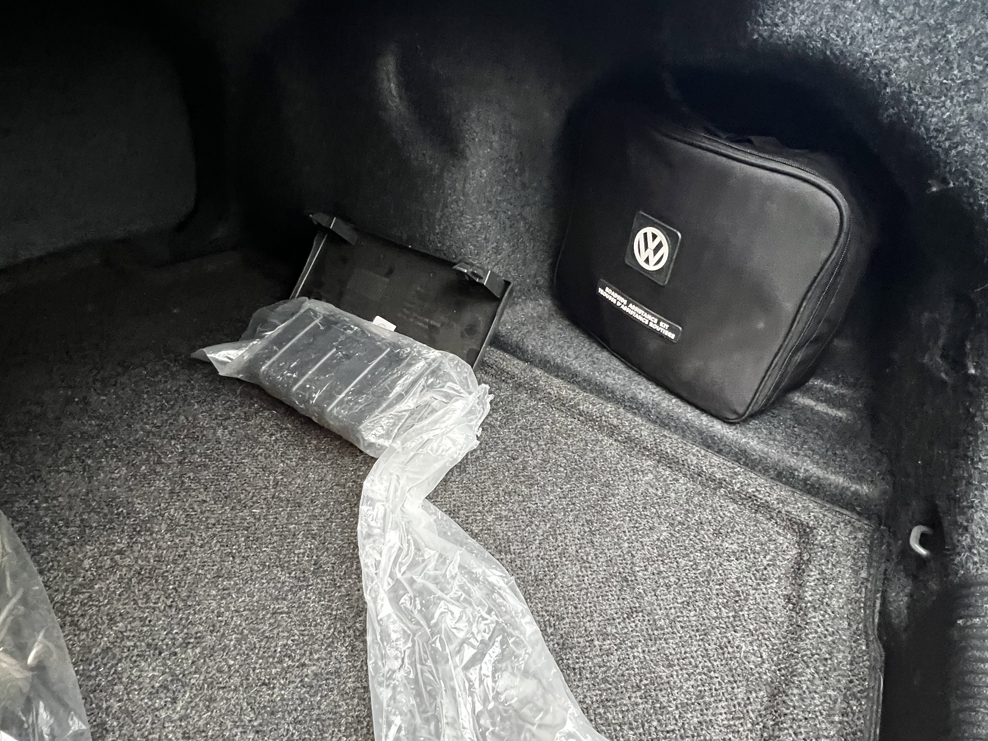 Used 2018 Volkswagen Passat 3.6 SEL Premium image 50