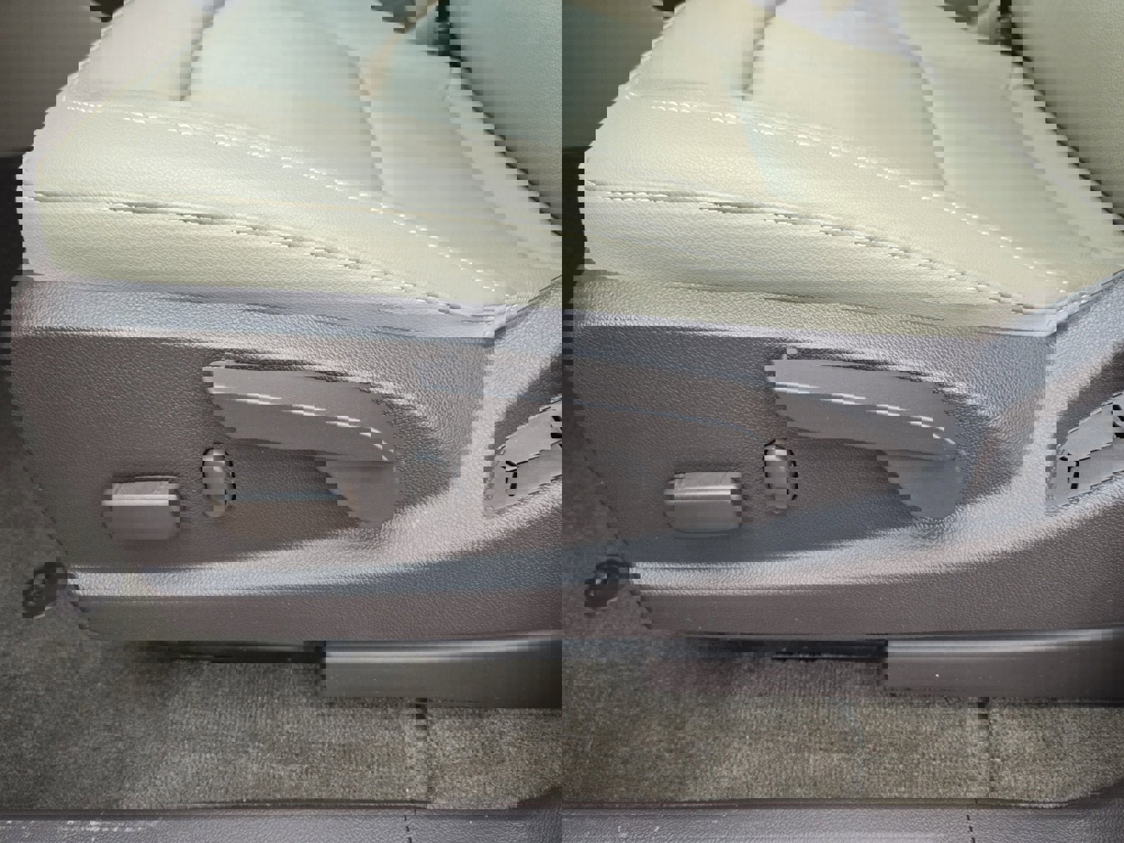 Used 2018 GMC Canyon SLT w/ Driver Alert Package image 12