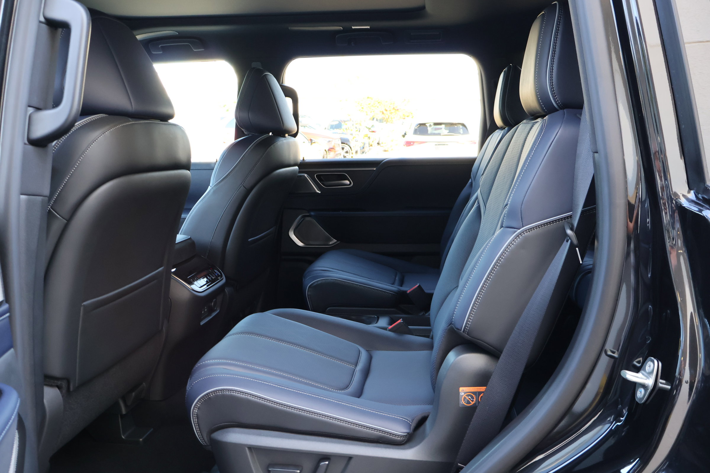 New 2026 INFINITI QX80 4WD image 16