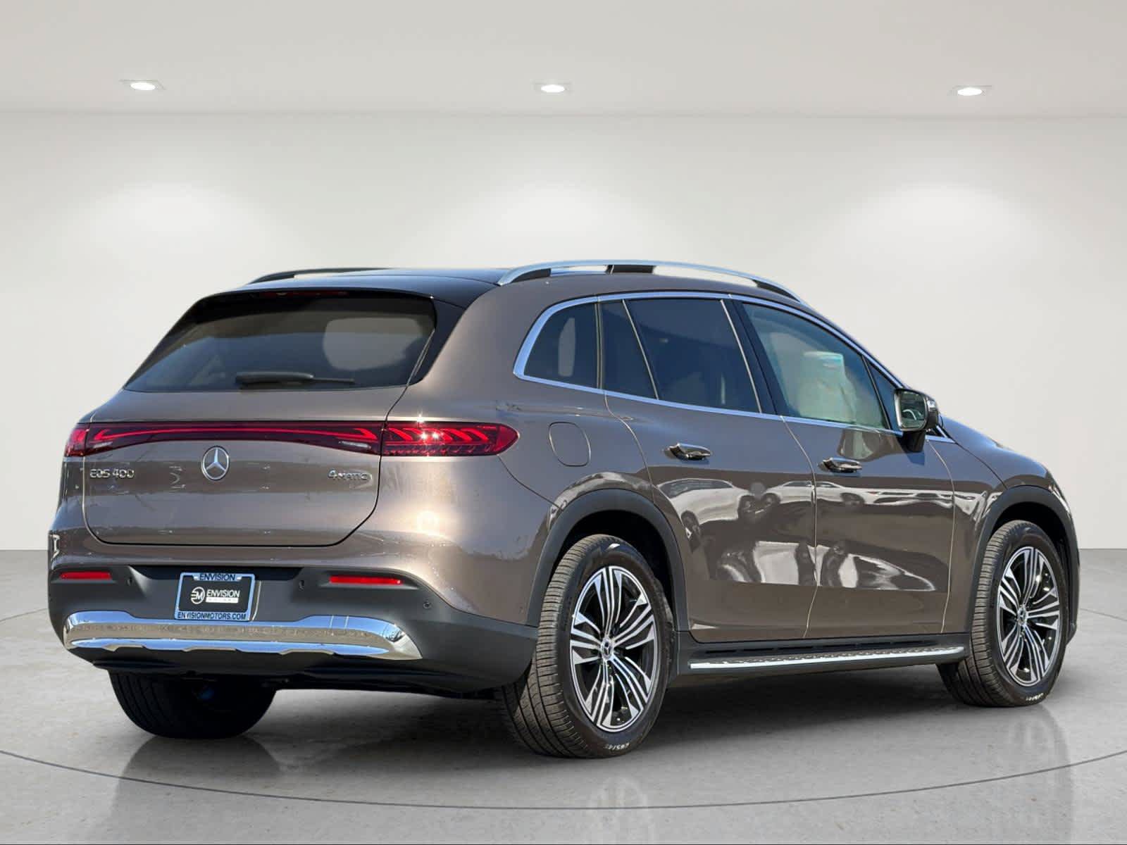 New 2027 Mercedes-Benz EQS 400 4MATIC SUV image 5