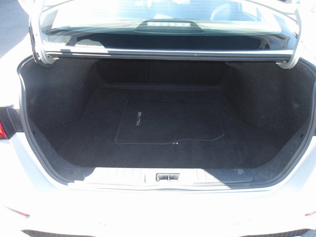 Used 2021 Nissan Sentra SV image 9