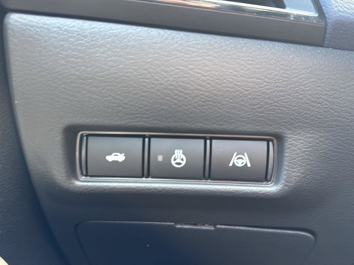 New 2026 Nissan Sentra SL w/ Floor Mat Package FWD image 18