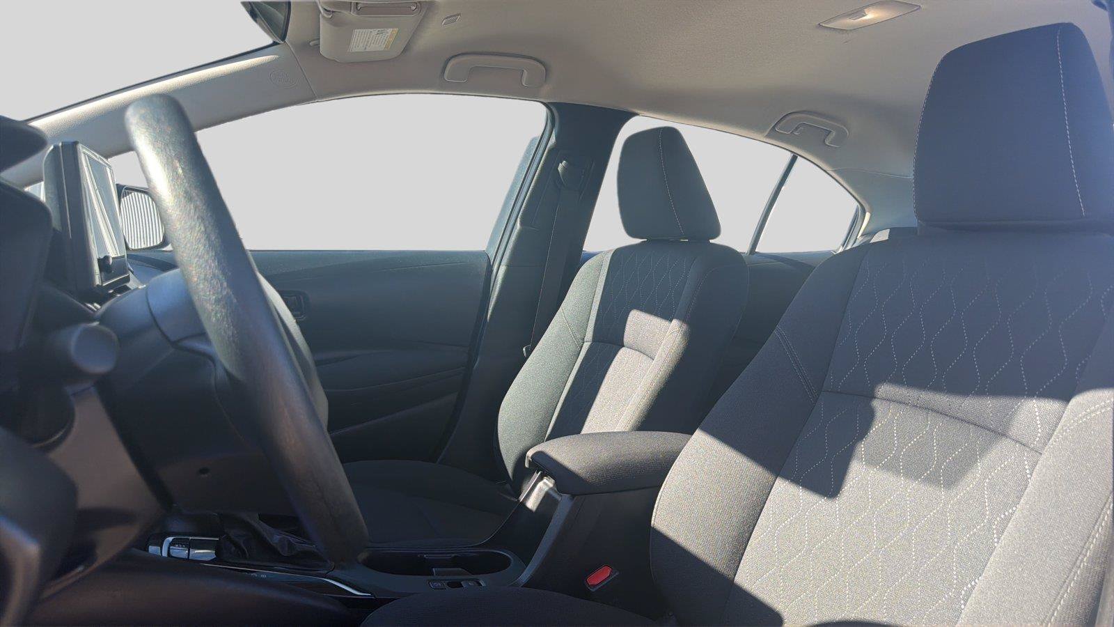 Used 2026 Toyota Corolla LE FWD image 17