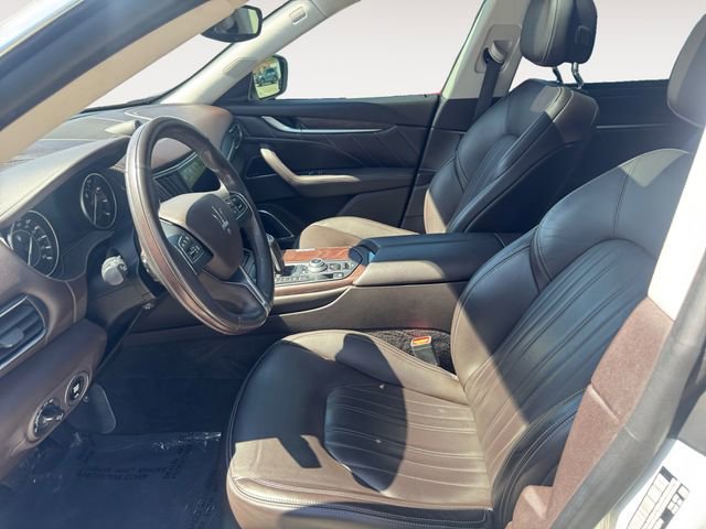 Used 2021 Maserati Levante GranLusso image 9