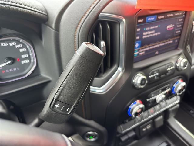 Used 2022 GMC Sierra 1500 AT4 image 25