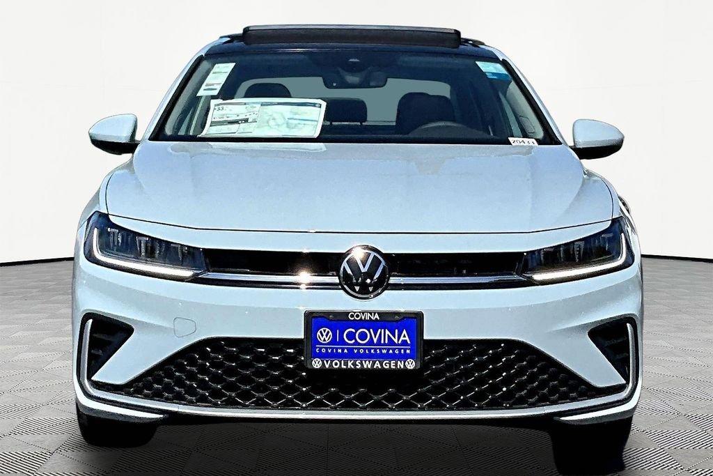 New 2026 Volkswagen Jetta SE image 2