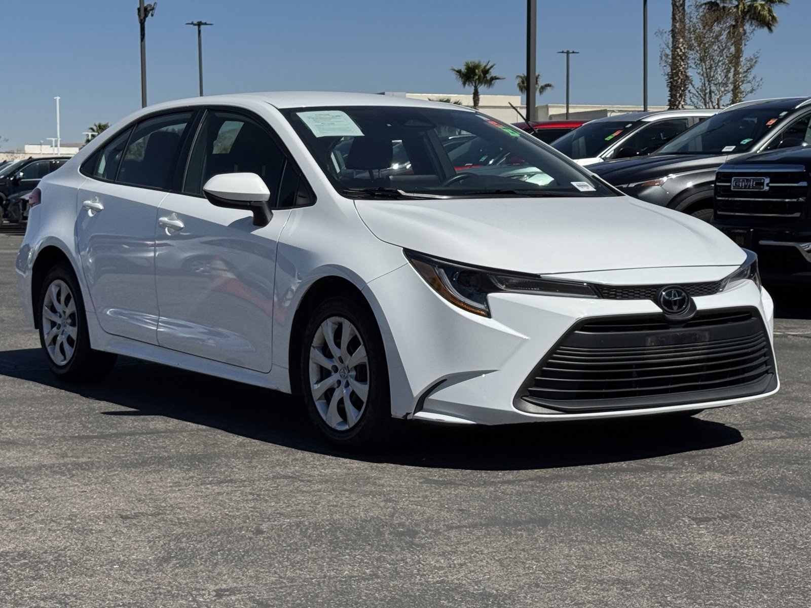 Used 2023 Toyota Corolla LE FWD image 1