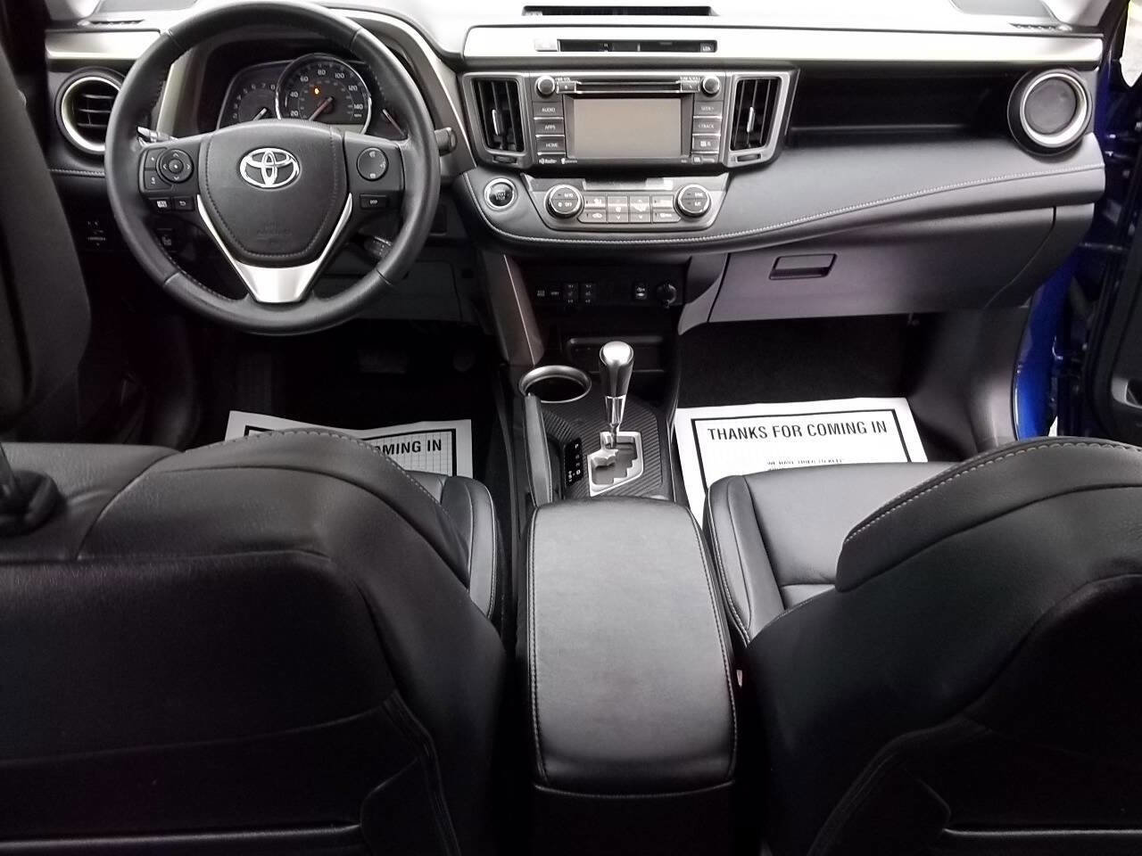 Used 2015 Toyota RAV4 Limited w/ Technology Package image 5