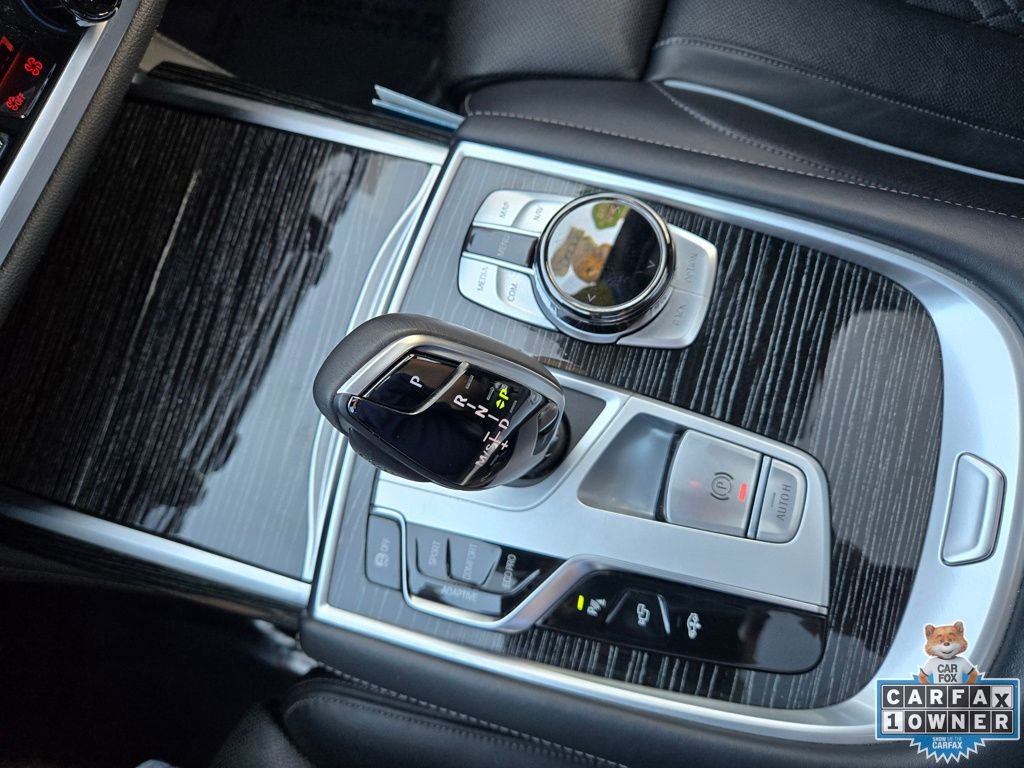 Used 2022 BMW 750i xDrive w/ Executive Package image 39
