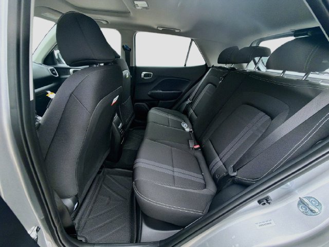 New 2026 Hyundai Venue SEL FWD image 25