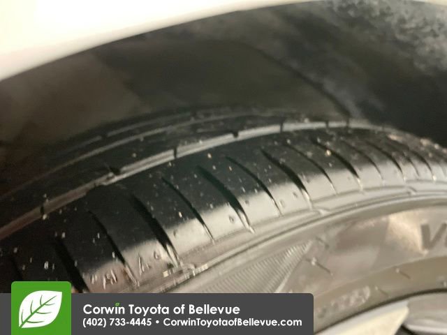 Used 2024 Hyundai Elantra Limited image 28