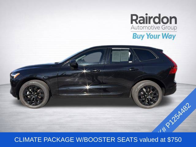 Used 2023 Volvo XC60 B5 Plus AWD/4WD image 4