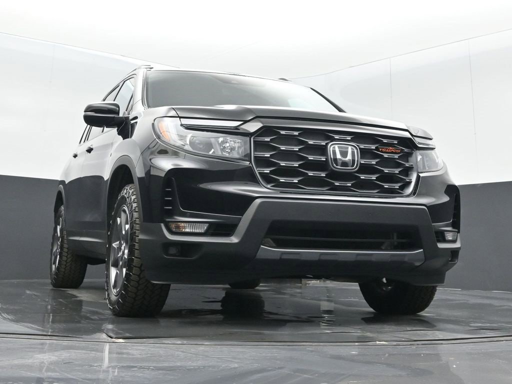 Used 2024 Honda Passport TrailSport image 5