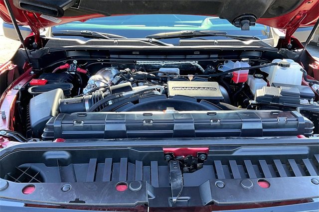 Used 2025 GMC Sierra 3500 AT4 w/ AT4 Premium Plus Package image 31
